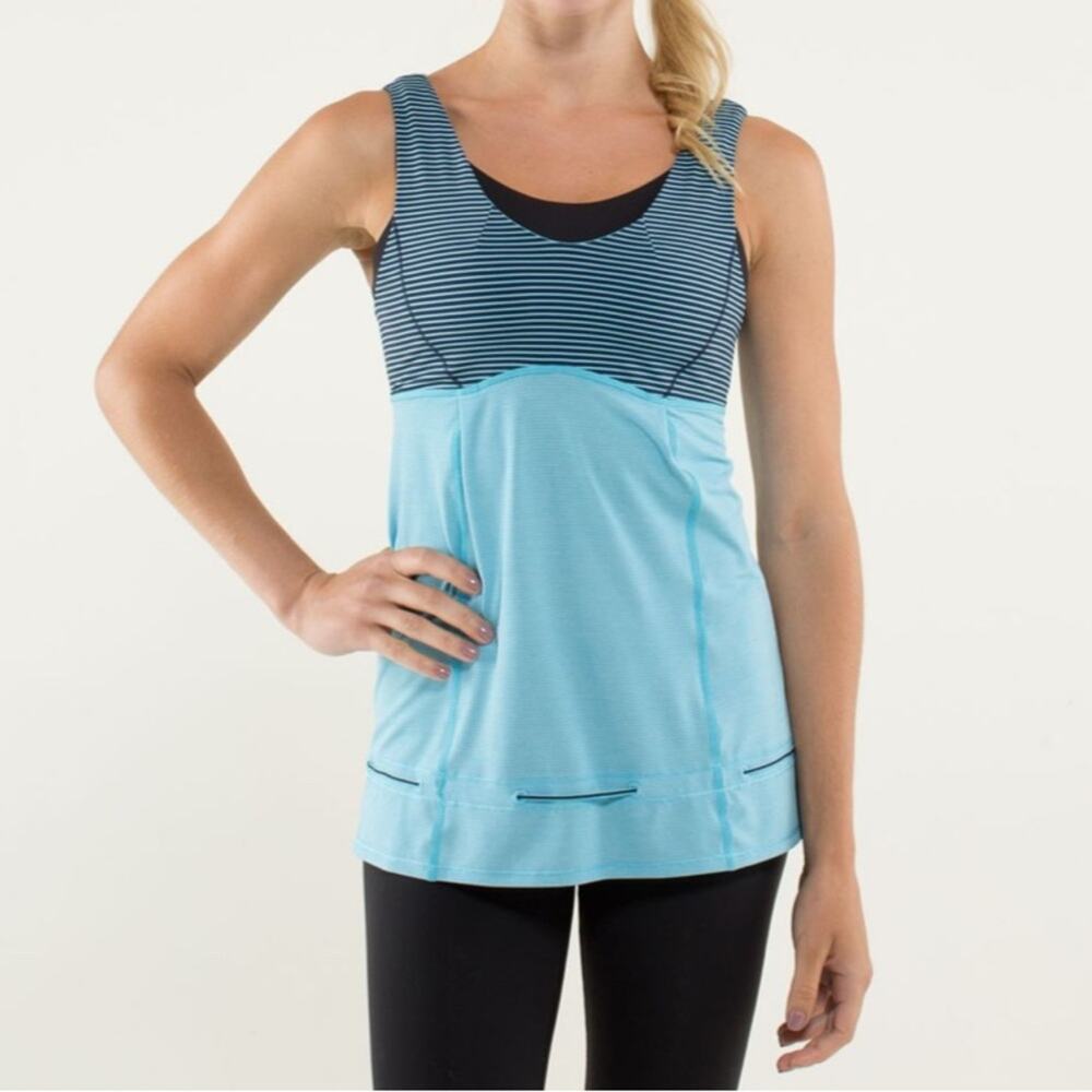Lululemon Hustle & Bustle Tank Heathered Blue Moon / Hyper Stripe Blue Moon Sz 6